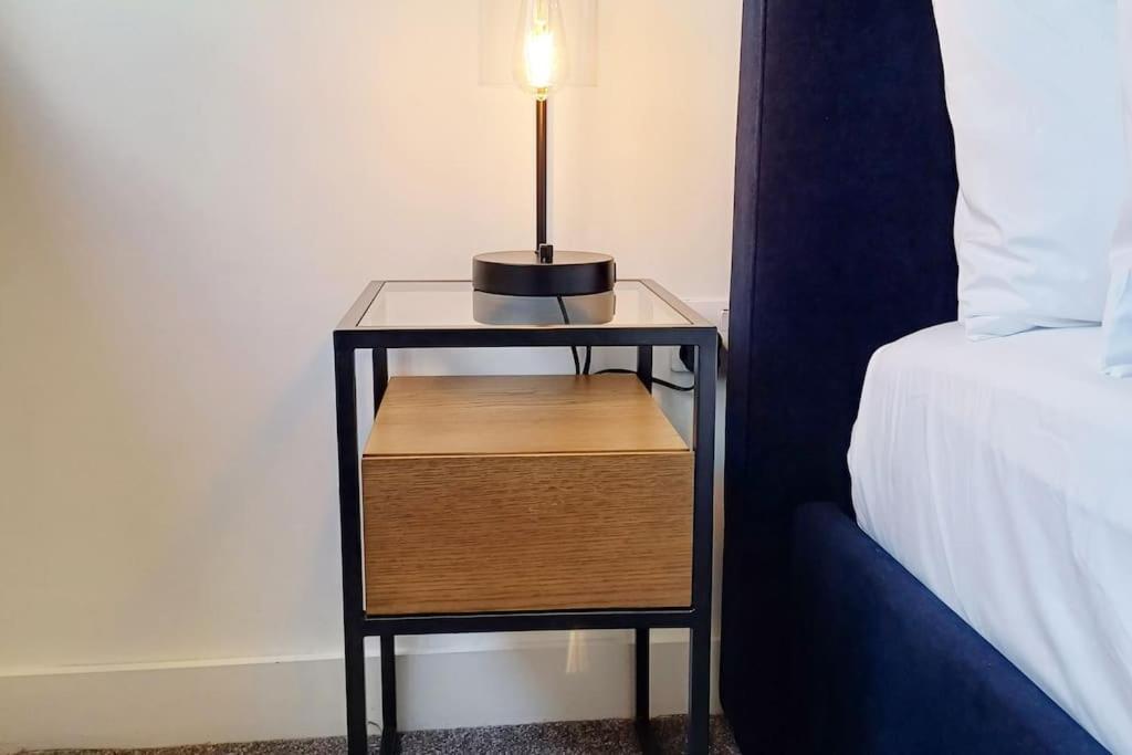 Stylish Modern 1Bed Apartment In Bedford Buitenkant foto
