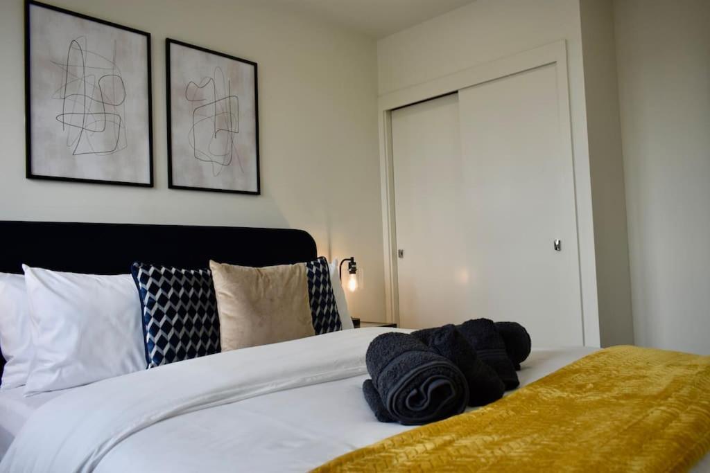Stylish Modern 1Bed Apartment In Bedford Buitenkant foto