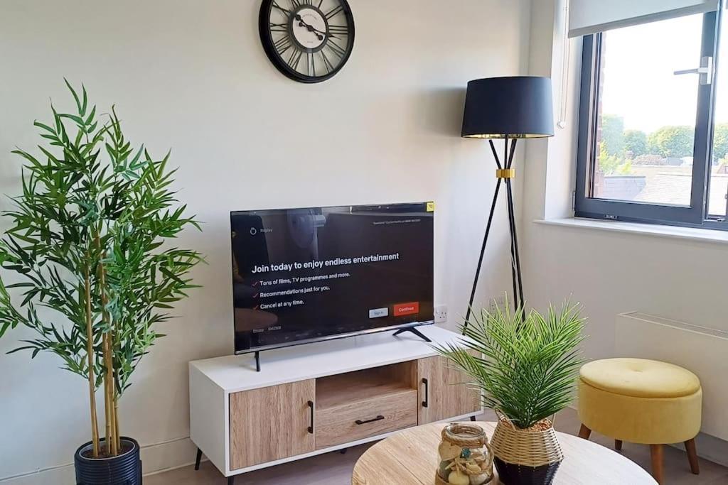 Stylish Modern 1Bed Apartment In Bedford Buitenkant foto